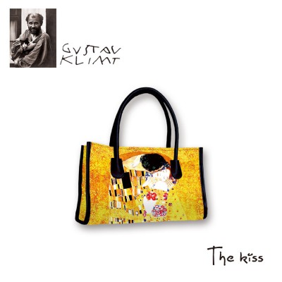 THE KISS 1077U THE KISS 1077U